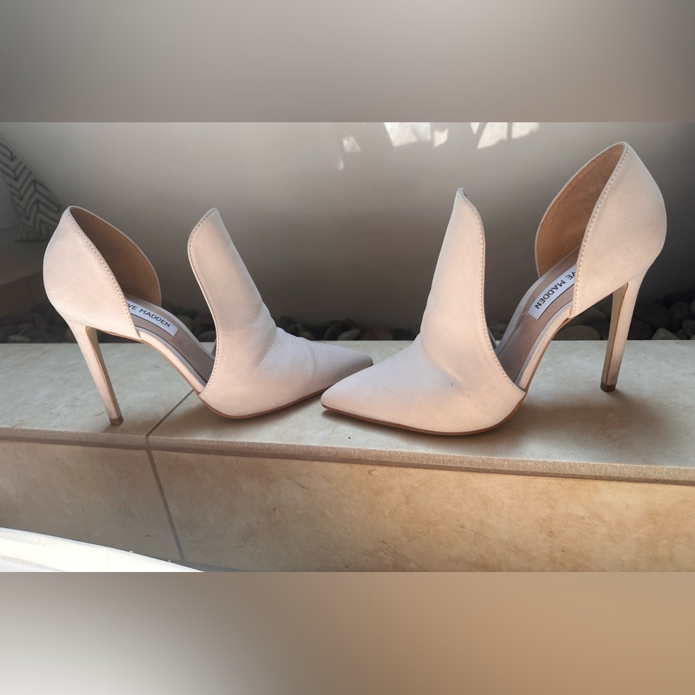 Steve Madden Dolly Pumps